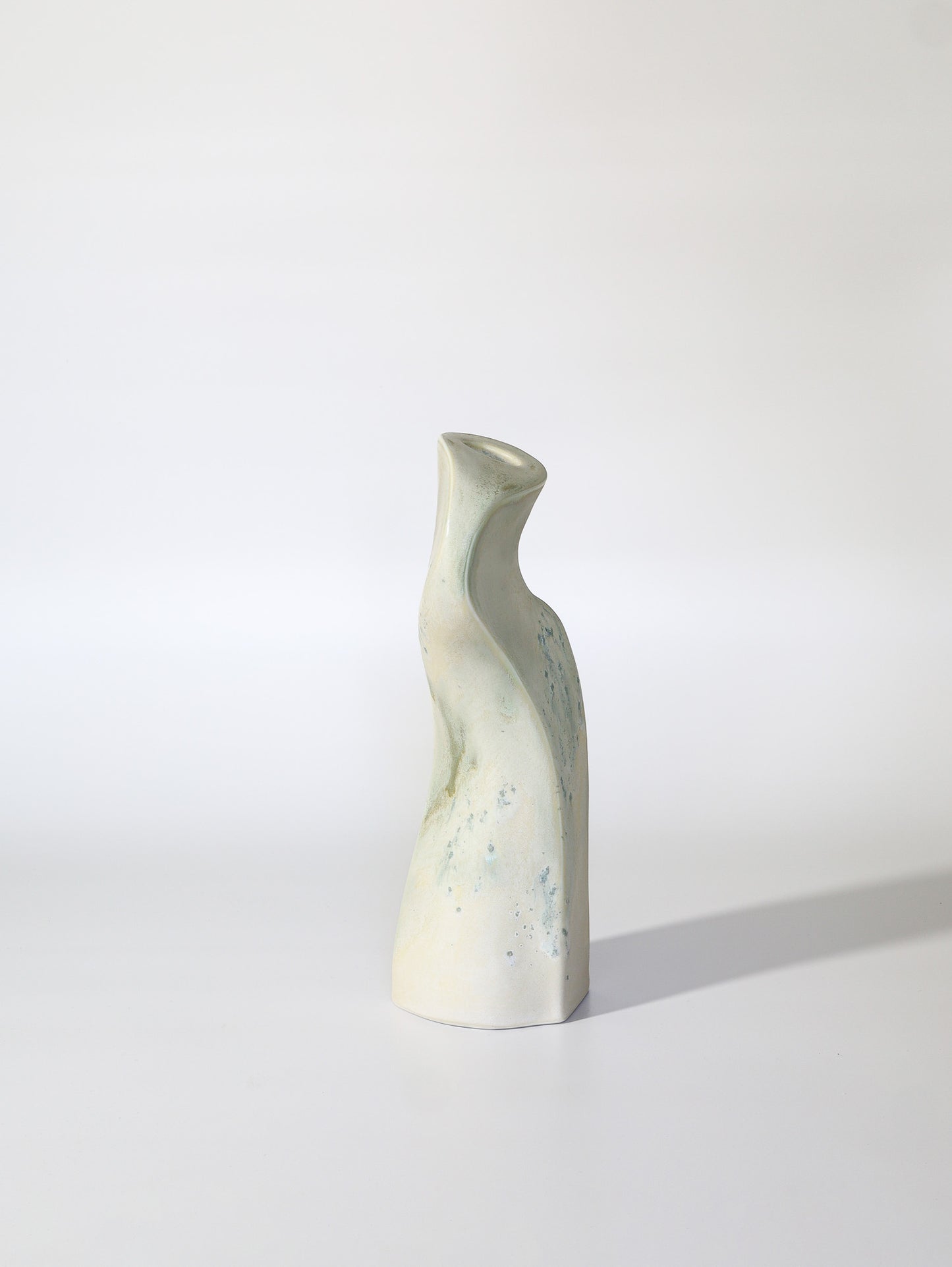 Forma Medium Candle Holder