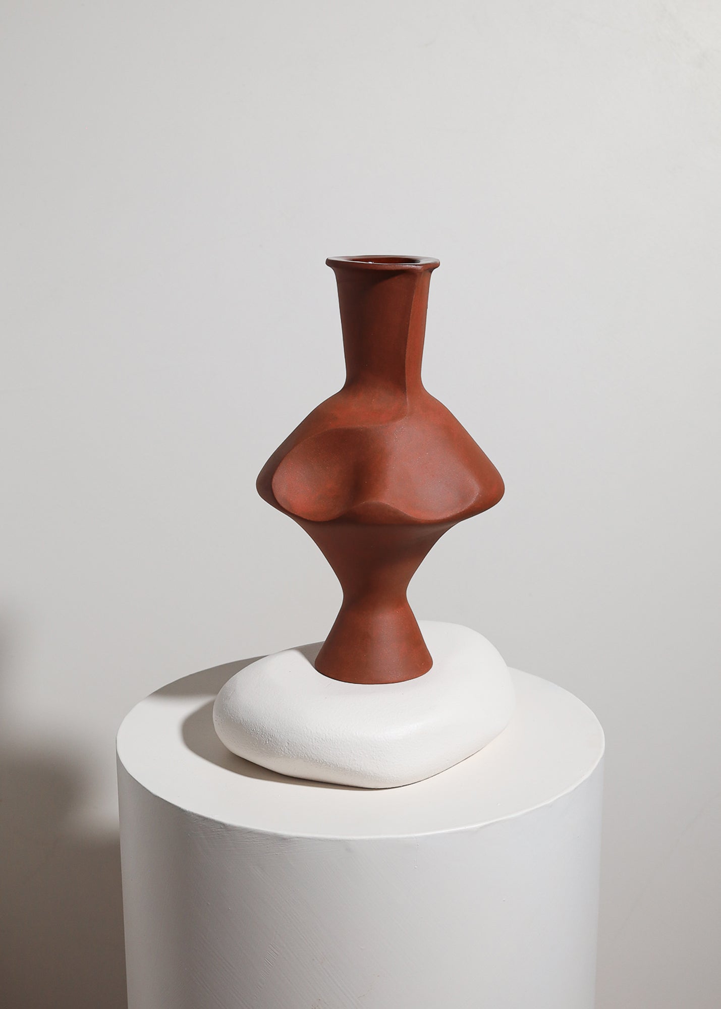 Anguili Vessel